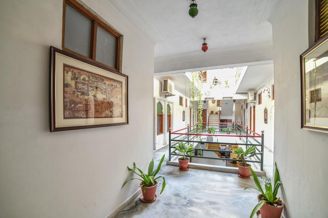 Hotel Devraj Niwas On Lake Pichola Udaipur Exterior foto